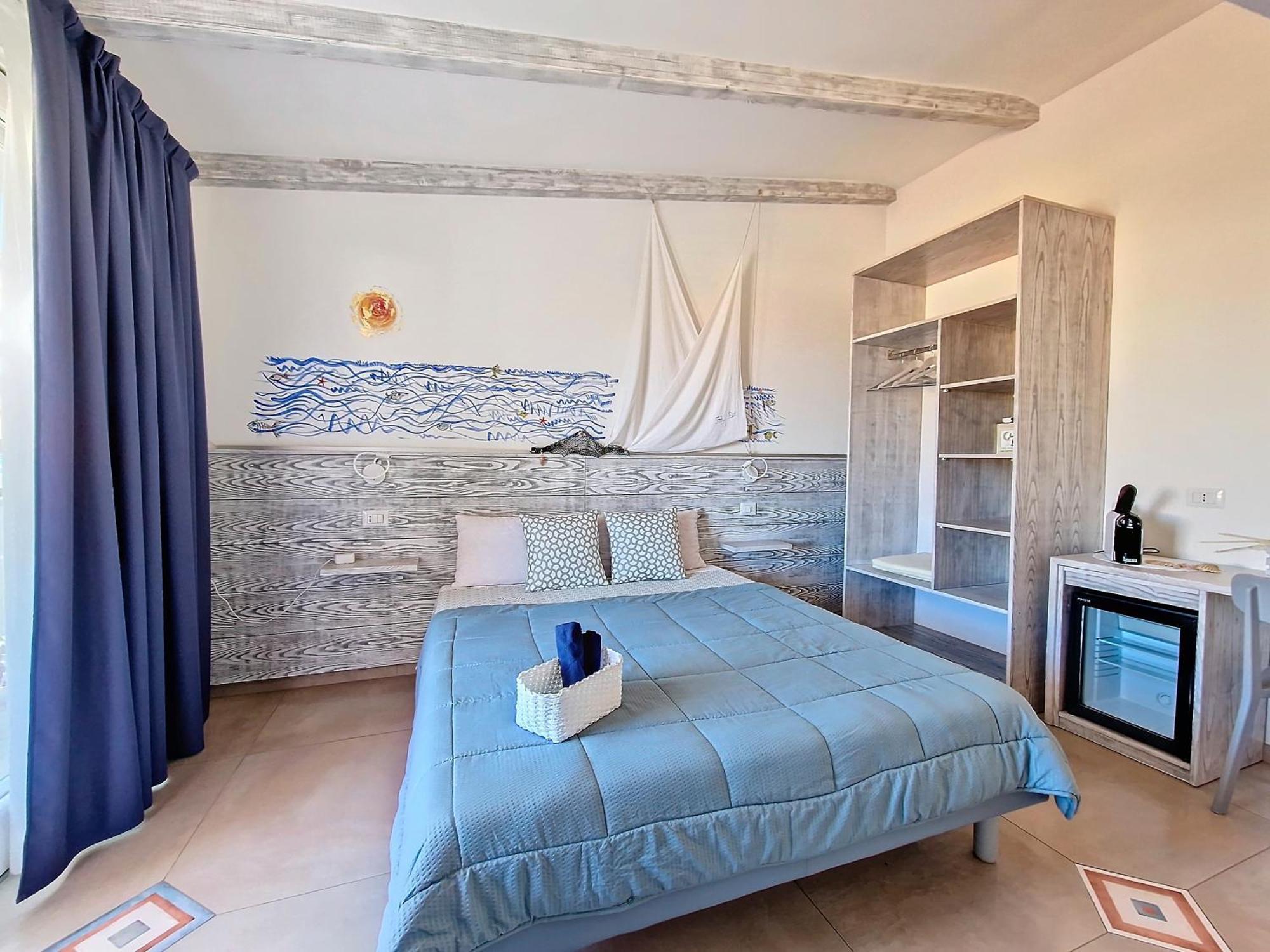L'Onda Marina Hotel Castelsardo Bagian luar foto